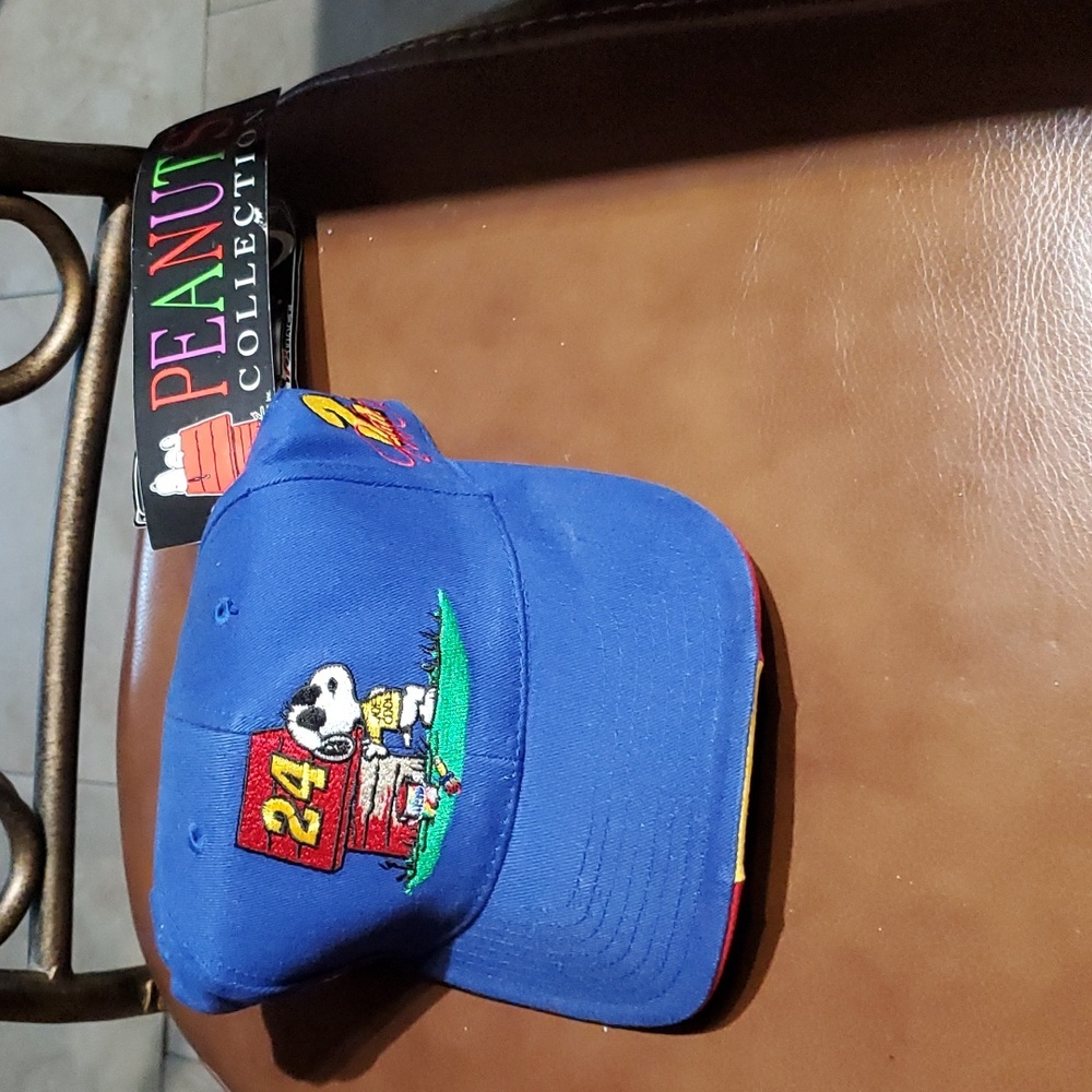 NWT Peanuts Snoopy Joe Cool Nascar Jeff Gordon 24 Ball Cap New Chase Authentics